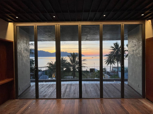 5 Myths About Glass Doors You Should Stop Believing