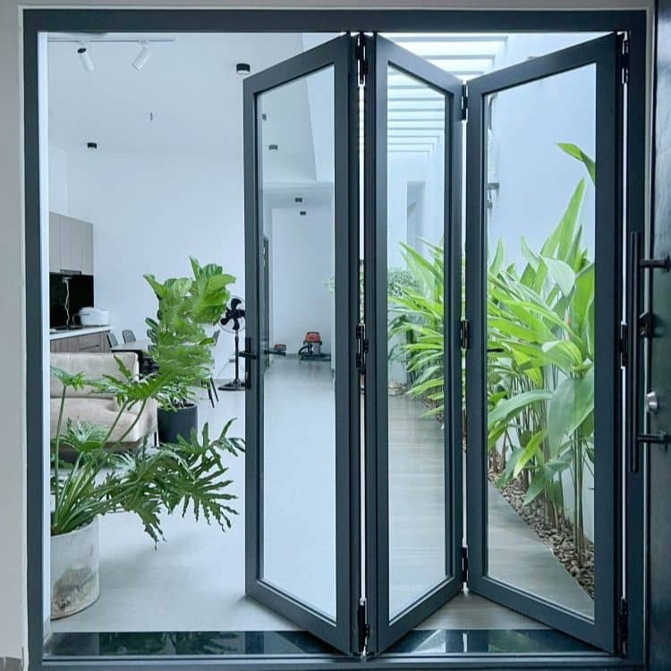Bi-fold Door 3 panel- 0-lite