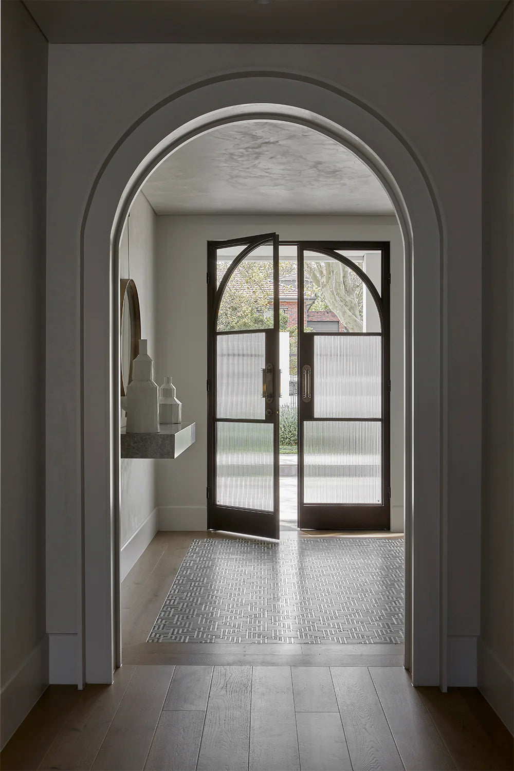 Double French Iron Door- Round Top- Outswing Left Handle- Frosted Glass- 60*80-72*81-72*96